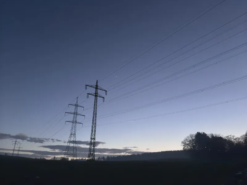 Lines to the Horizon